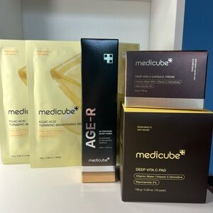 Gold and Black Moisturizer Skincare Collection